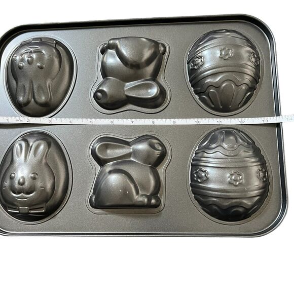 Easter Eggs & Bunnies 13x10 Mini Cakes Pan - Picture 3 of 6